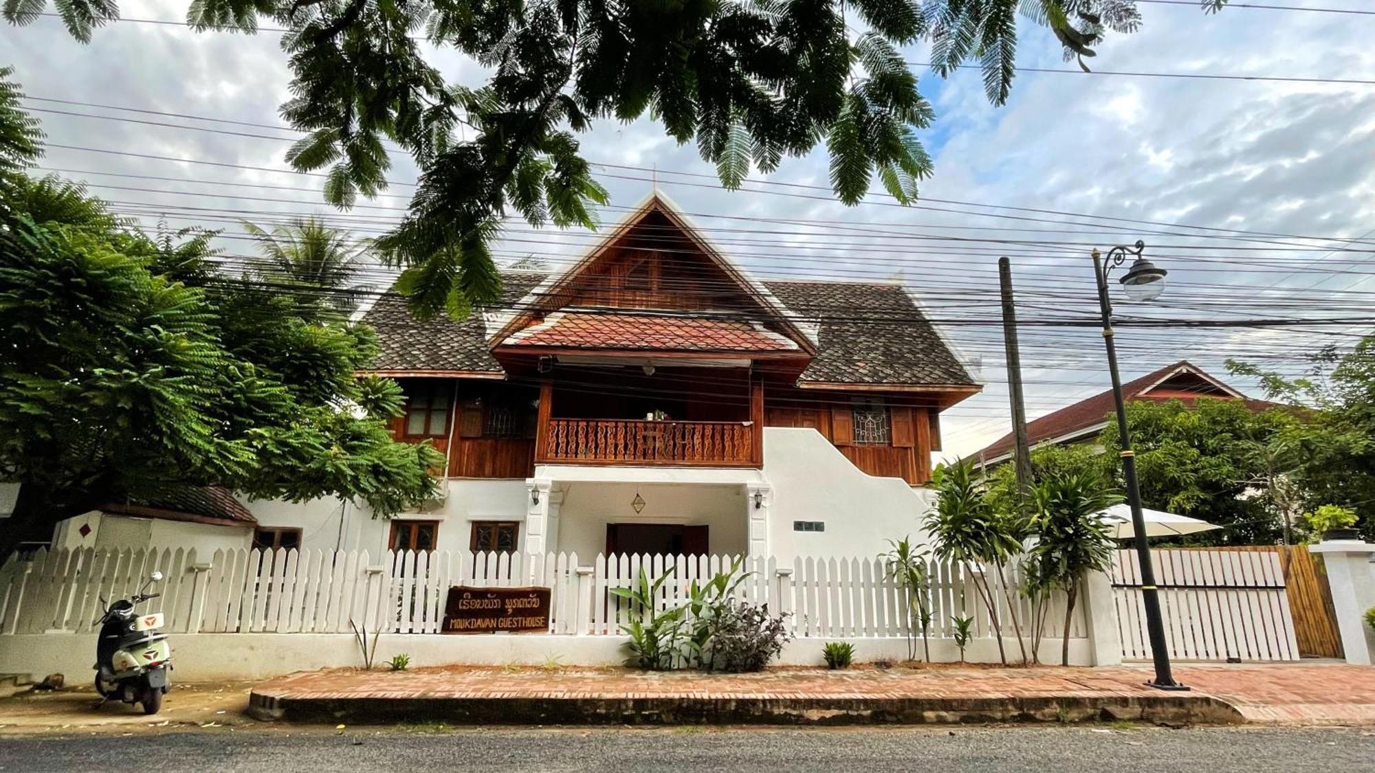 Moukdavan Guesthouse Luang Prabang Exterior photo